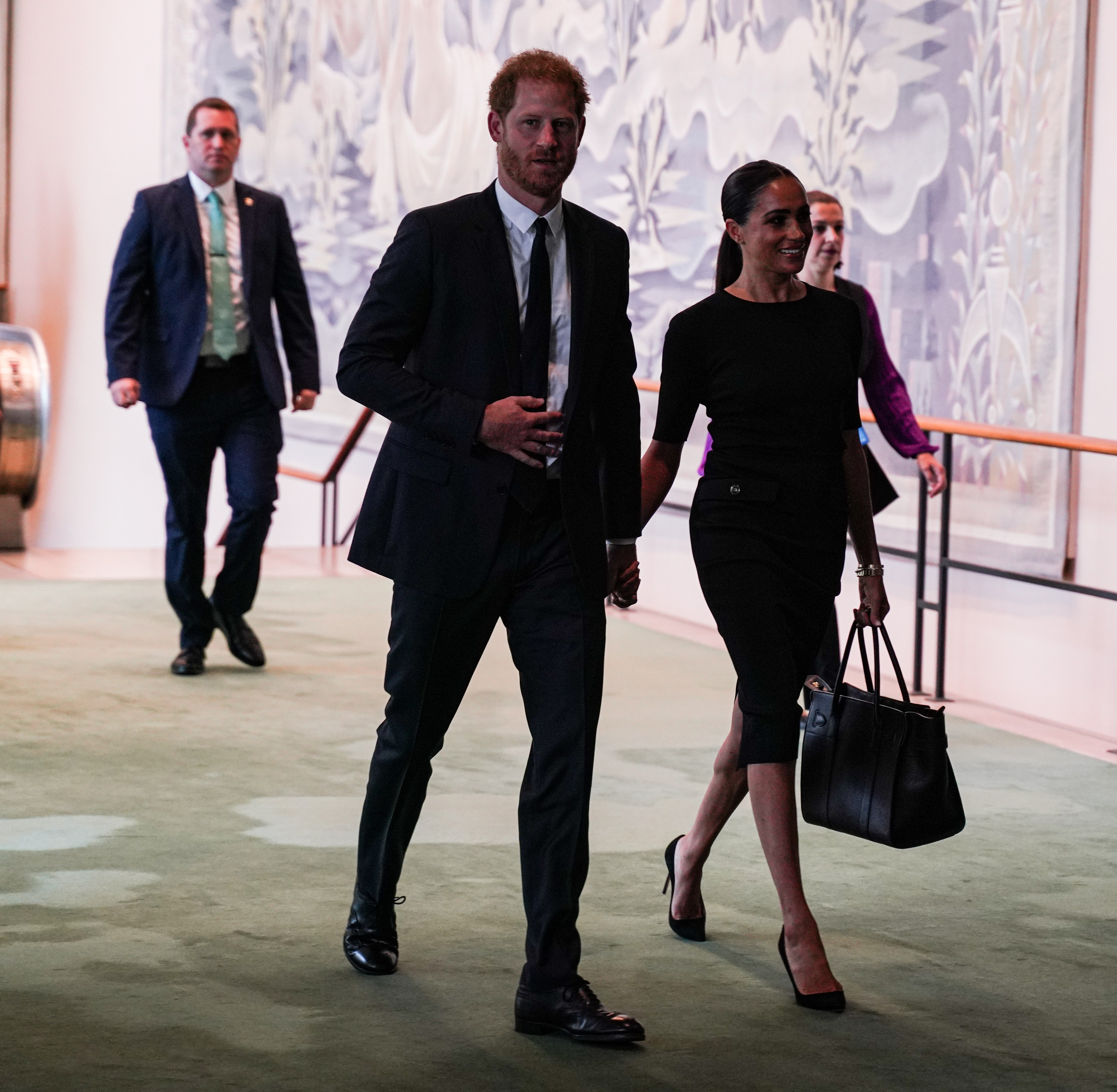 NEW YORK, UNITED STATED - JULY 18: Britain's Prince Harry and his wife Meghan, Duchess of Sussex, arrive to celebrate Nelson Mandela International Day at the United Nations Headquarters in New York, U.S. July 18, 2022. (Photo by Lokman Vural Elibol/Anadol (Foto: Anadolu Agency via Getty Images)