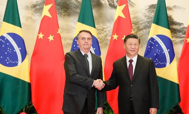 O presidente Bolsonaro com o presidente chinês, Xi Jiping, no Grande Palácio do Povo, em Pequim, em 2019.