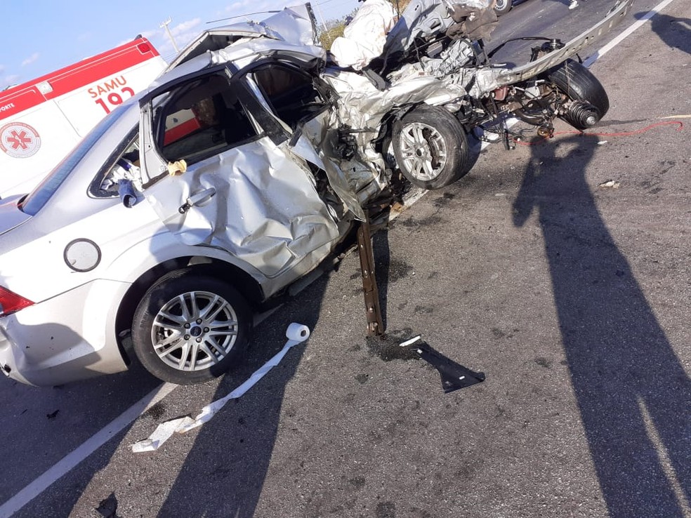 Acidente deixou dois mortos na BR-304 — Foto: Rafael de Andrade/De Olho no RN