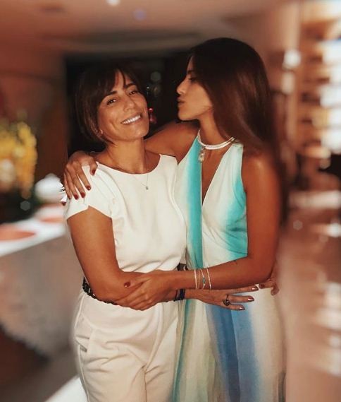 Ana ao lado da mãe Gloria Pires (Foto: Reprodução/Instagram)