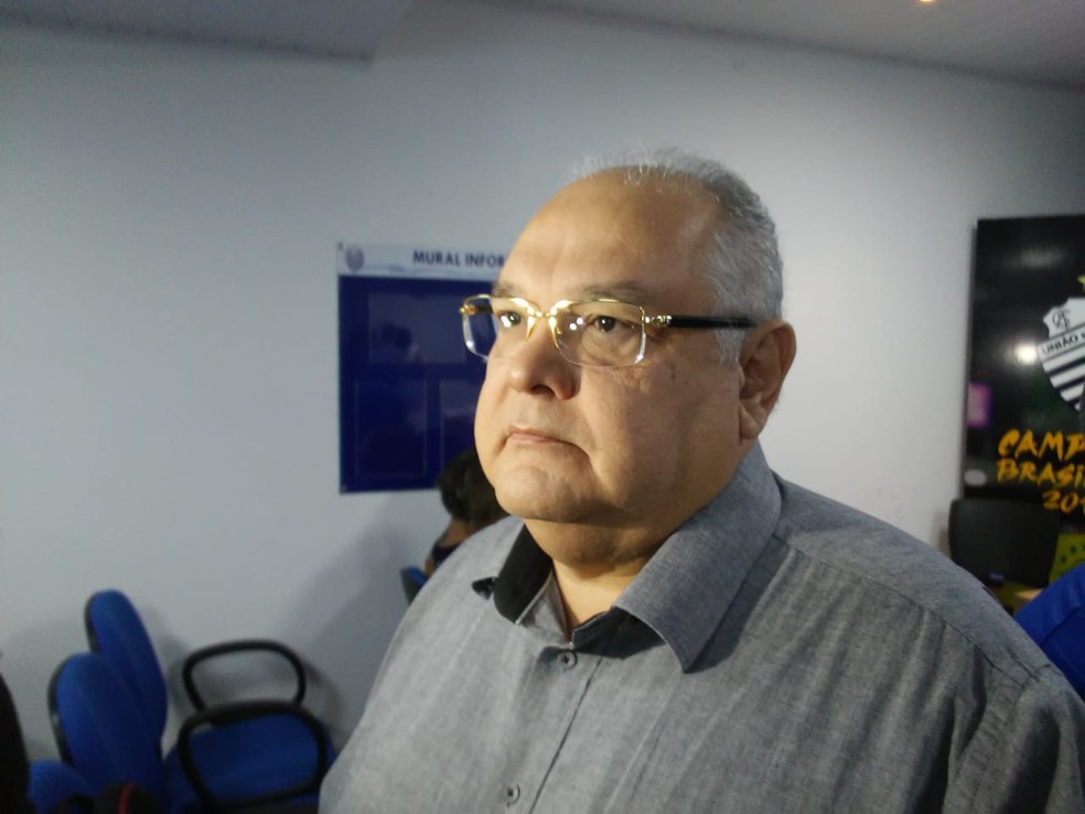 Omar Coelho destaca investimentos feitos pelo clube no CT — Foto: Leonardo Freire/GloboEsporte.com