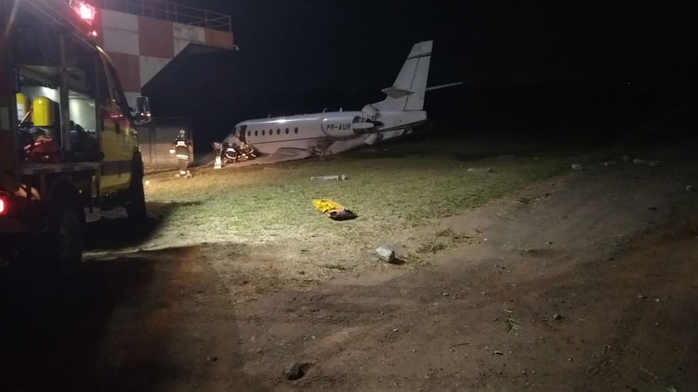 Brigadistas do aeroporto conseguiram controlar a situação na Pampulha — Foto: Reprodução/Redes sociais 