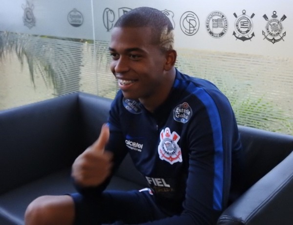 Joia do Corinthians, Carlinhos aprende com o pai: 