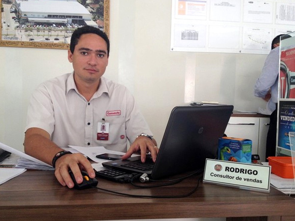 Área de vendas está com vagas abertas de emprego em Feira de Santana — Foto: Rayssa Natani/G1