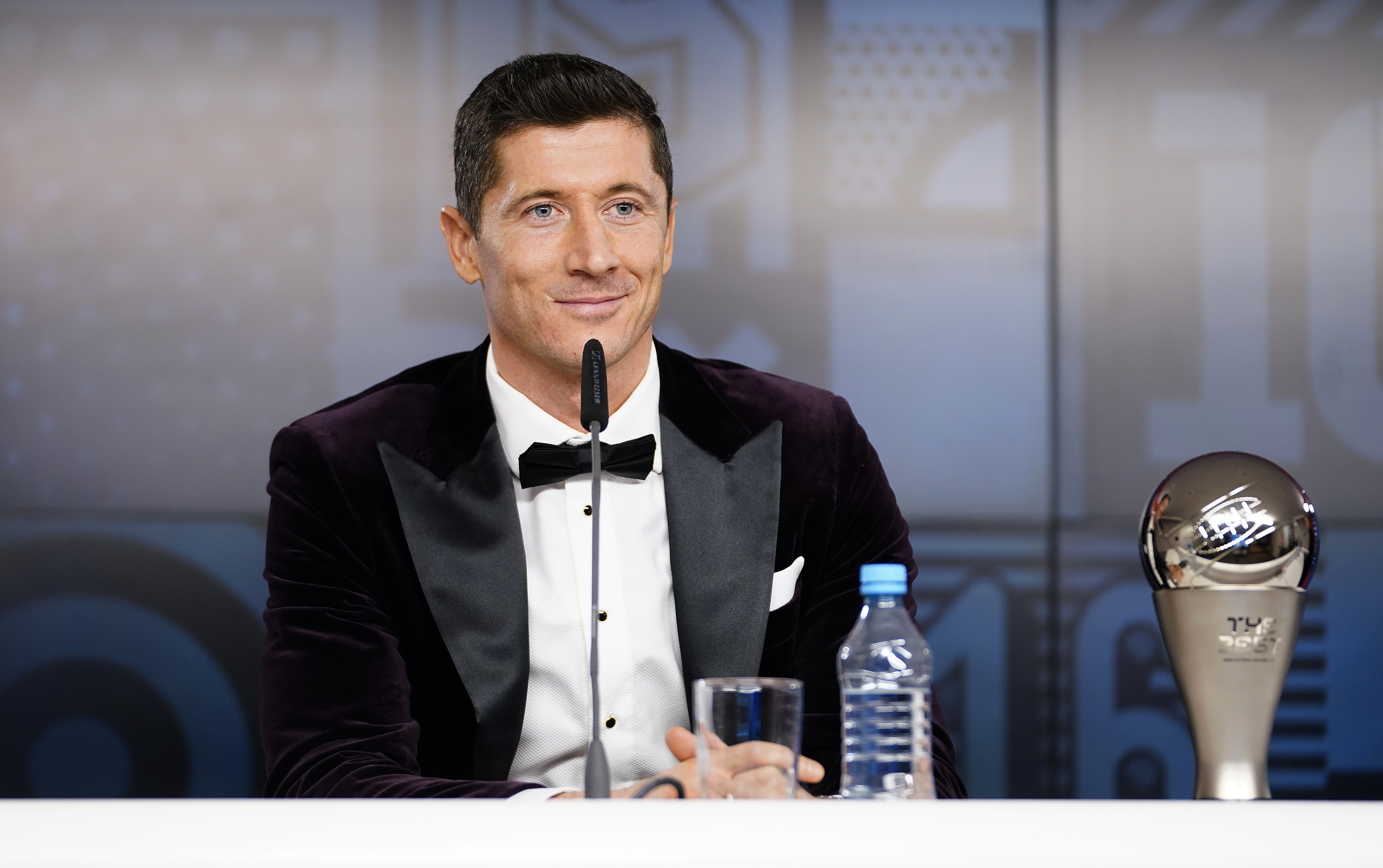 FIFA The Best: Lewandowski foi o melhor jogador de 2020 - Futebol - SAPO  Desporto