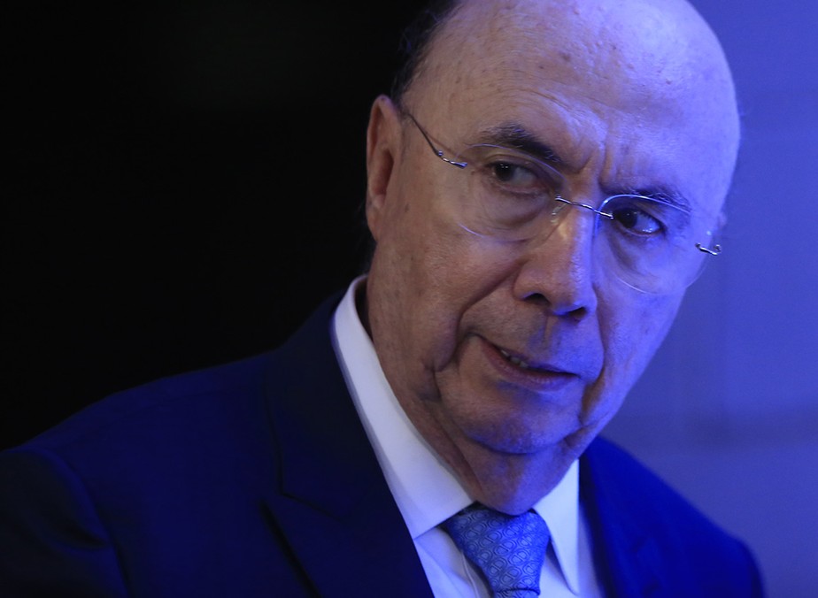 Petrobras deve reduzir lucro, diz Meirelles
