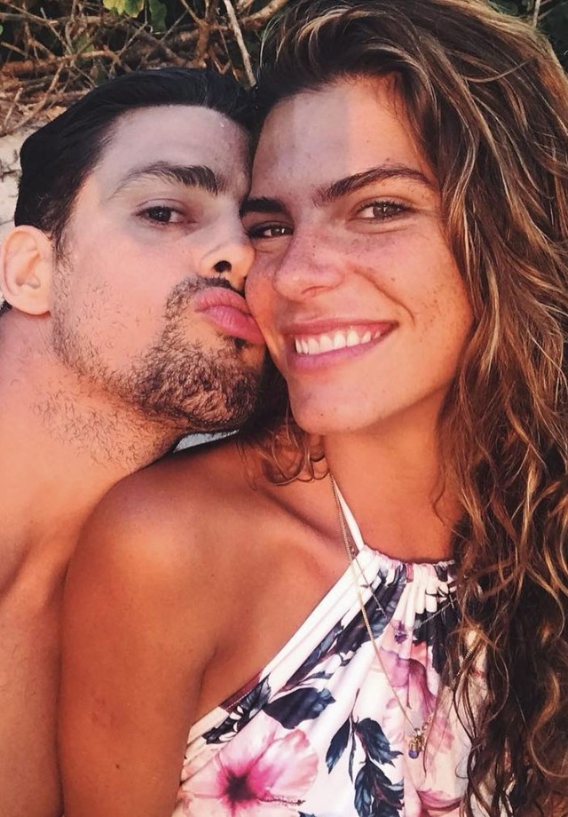 Mariana Goldfarb posta #tbt do amor com Cauã (Foto: Reprodução/Instagram)