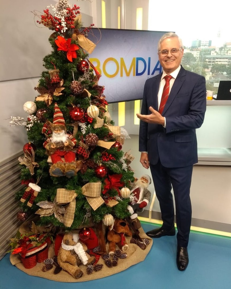 É tempo de Natal! Veja as fotos natalinas dos apresentadores da RPC | rpc |  Rede Globo