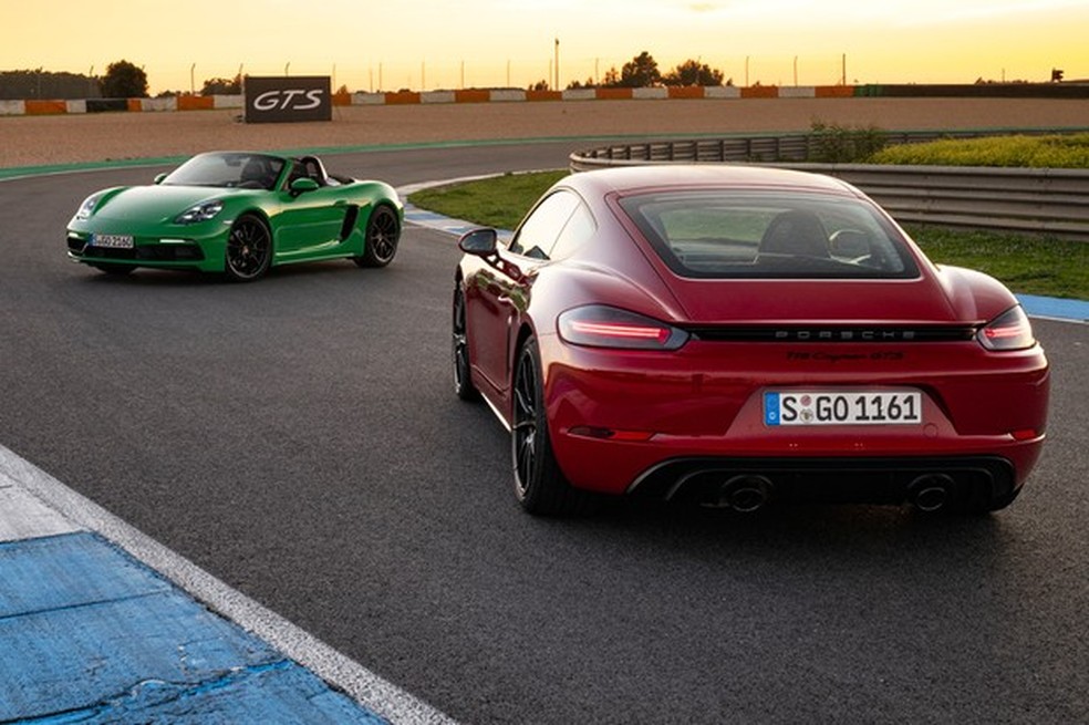 Teste Porsche 718 Gts 4 0 Cayman E Boxster Desistem Do Motor Turbo E Continuam Mais Divertidos Que O 911 Testes Autoesporte