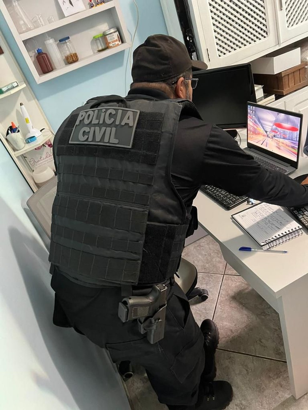 Operação 'Luz da Infância' foi realizada em São Luís e cumpriu um mandado de busca e apreensão — Foto: Divulgação/Polícia Civil