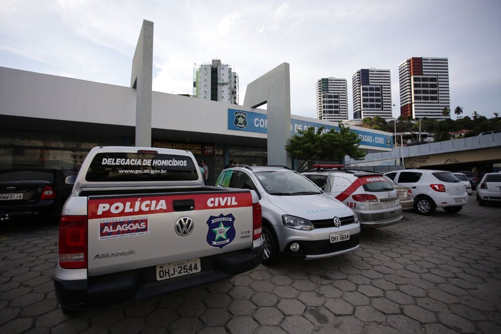 Delegacias da Pol&iacute;cia Civil em Alagoas t&ecirc;m car&ecirc;ncia de pessoal para exercer atividades importantes, como investiga&ccedil;&otilde;es, aponta relat&oacute;rio do CNMP (Foto: Jonathan Lins/G1)