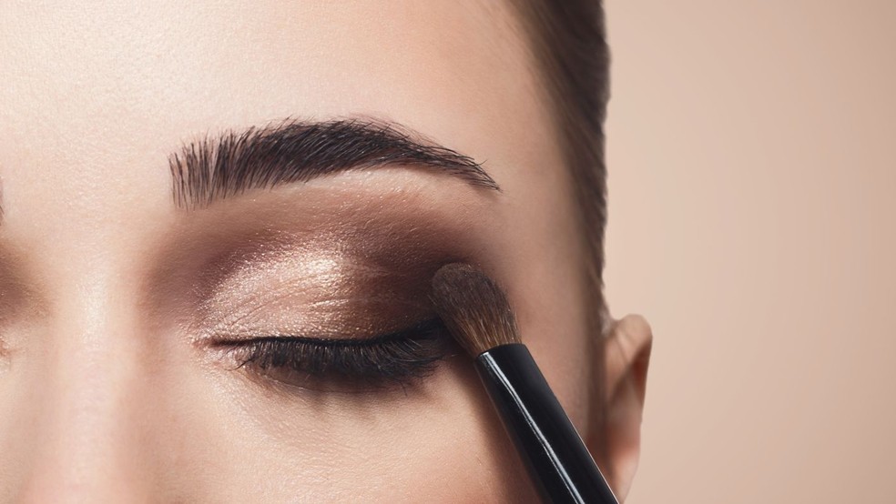 Make nos olhos &mdash; Foto: Shutterstock