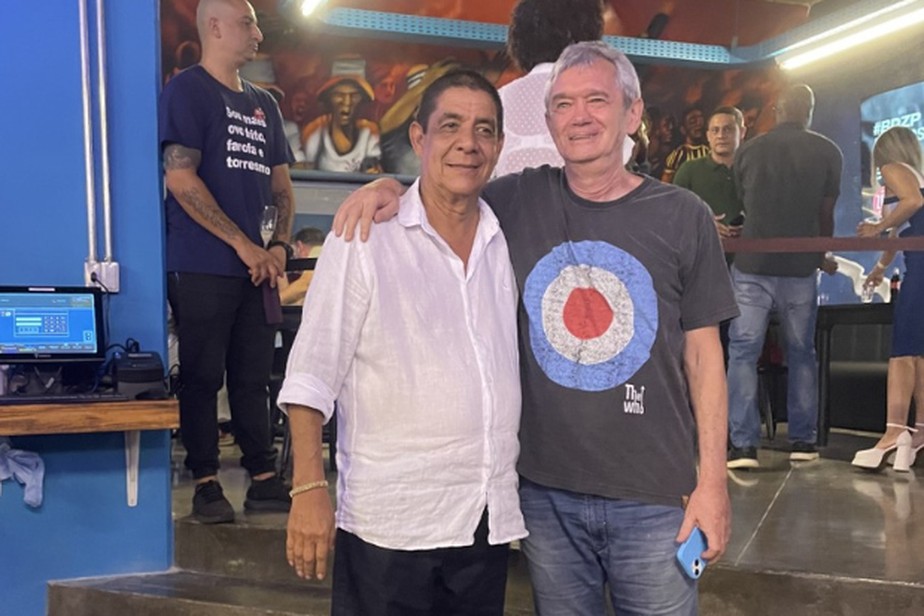 Serginho Groisman recebe homenagem de Zeca Pagodinho em inauguração de bar