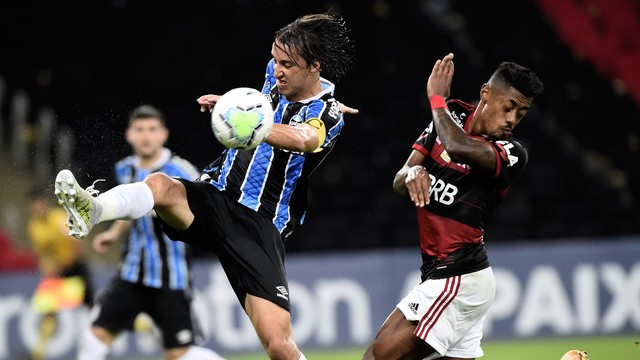 Com lei do ex e pênalti, Grêmio derrota o São Paulo pelo Brasileirão -  Lance!