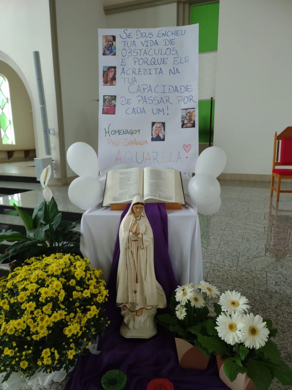 Missa de 7º dia das cinco vítimas do ataque a creche foi celebrada neste domingo em Saudades (SC) — Foto: Paróquia Sagrada Família/Divulgação