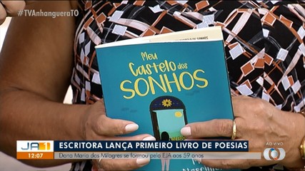 Escritora que se formou pelo EJA aos 59 anos lança primeiro livro de poesias