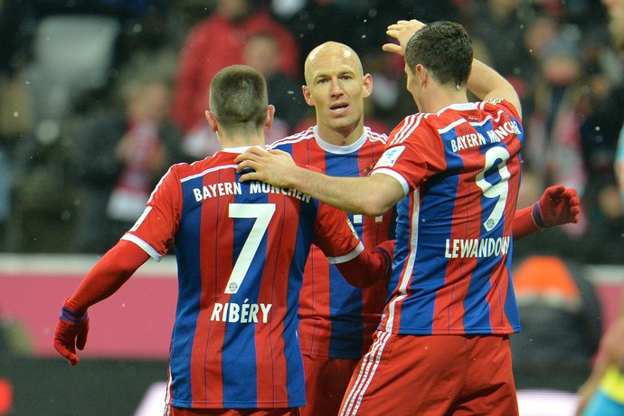 Robben Bayern de Munique Colônia (Foto: AP)