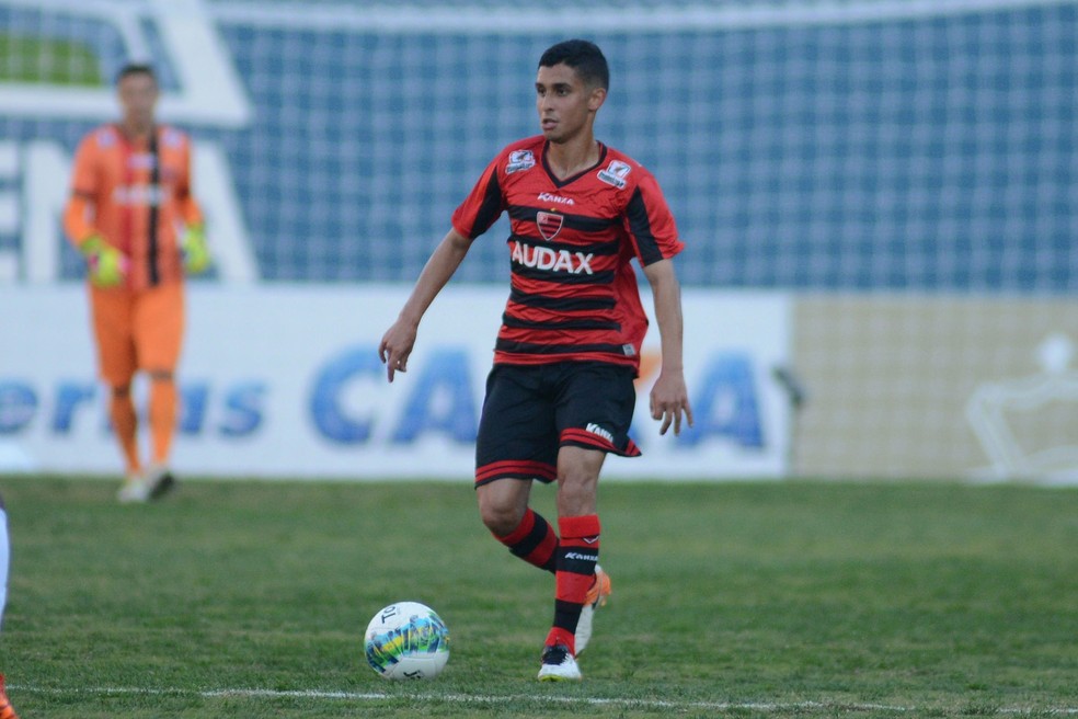 Danielzinho em a&ccedil;&atilde;o pelo Oeste, onde trabalhou com Fernando Diniz pela primeira vez &mdash; Foto: Divulga&ccedil;&atilde;o / Audax