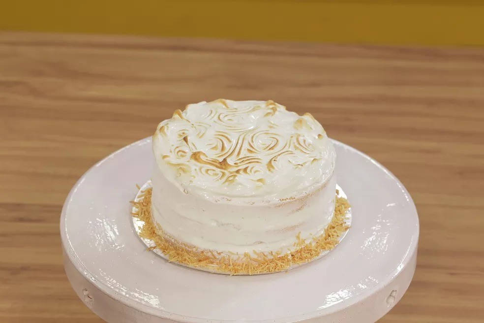 Coconut Kiss Cake (Photo: Globo Recipes/Reproduction)