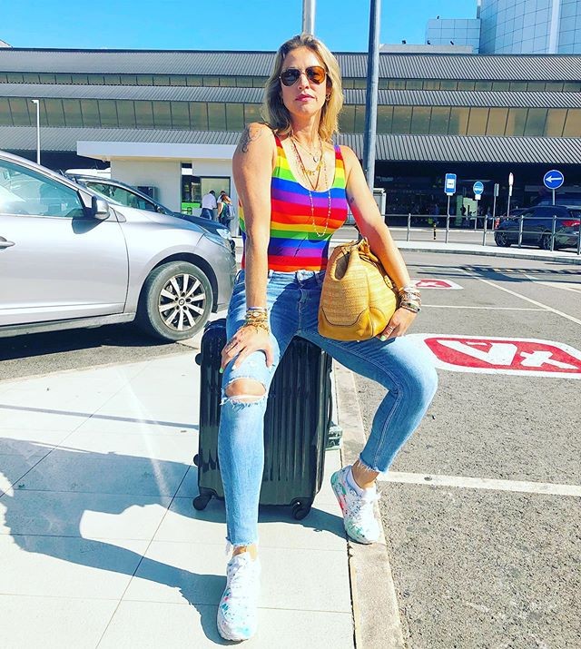 Luana Piovani no aeroporto de Lisboa antes de embarcar para Ibiza (Foto: Reprodução / Instagram)