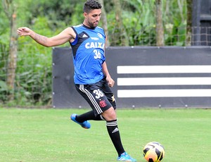 Presidente do XV afirma ter interesse em atletas do Flamengo no Paulistão