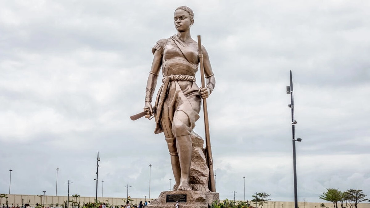 « The King Woman » : le film de Viola Davis ravive la mémoire des Amazones du Bénin |  Monde