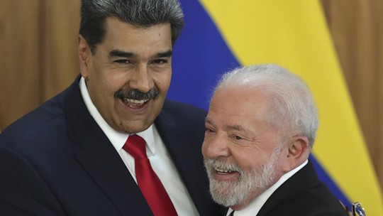 Lula faz acenos a Maduro e sobe o tom contra os EUA