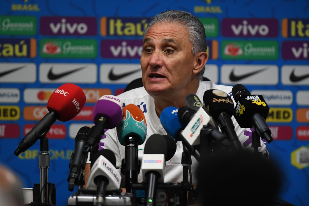 Técnico Tite, durante entrevista coletiva antes do jogo contra a Arábia Saudita — Foto: Pedro Martins / MoWA Press