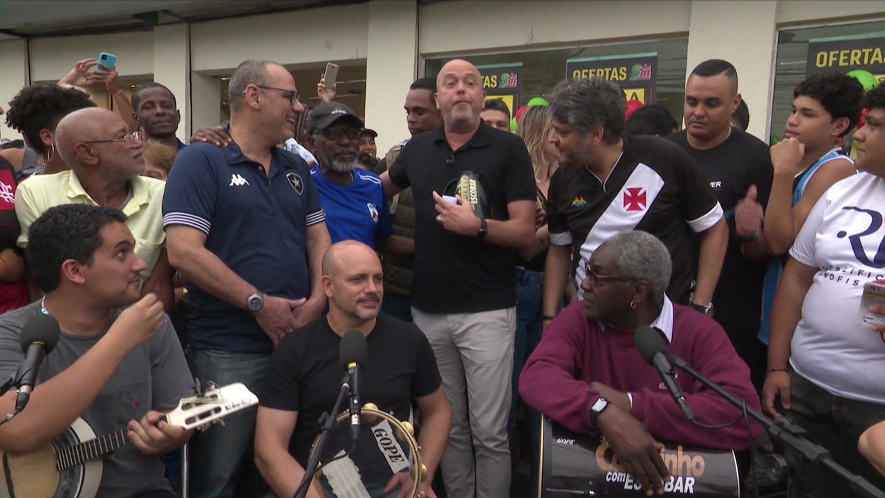 Cafezinho com Escobar: Bota, Fla e Flu ganham folga na Data Fifa, e Tubar&atilde;o amea&ccedil;a o Vasco