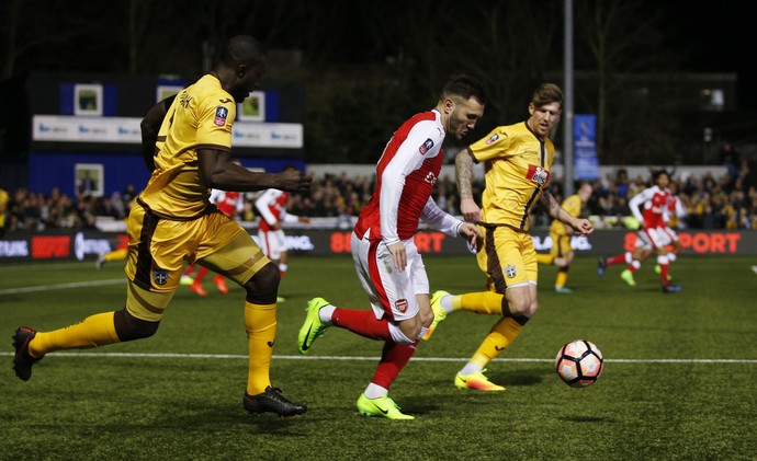 Lucas Perez, Sutton United x Arsenal (Foto: Reuters)