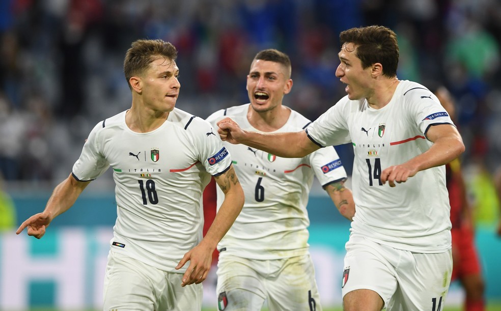 Barella celebra el gol de Italia sobre Bélgica - Foto: REUTERS / Christof Stache