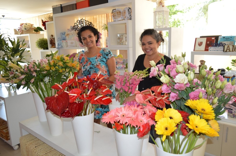 Marliete de Sousa e Marliene Moura de Sousa administram uma floricultura há 14 anos — Foto: Divulgação/Agência Sebrae