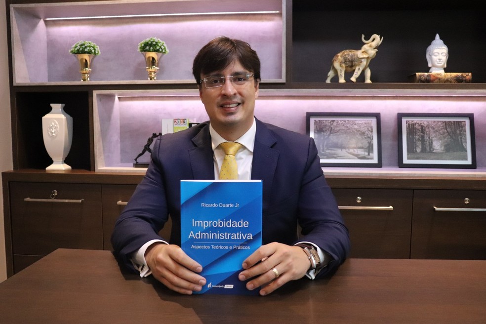 Advogado Ricardo Duarte Jr. lança segundo livro em Natal (Foto: Divulgação )