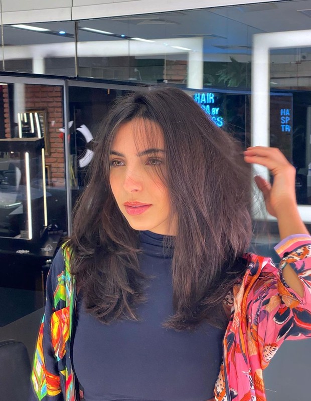 Rayssa Bratillieri adota novo corte de cabelo (Foto: Reprodução/Instagram)