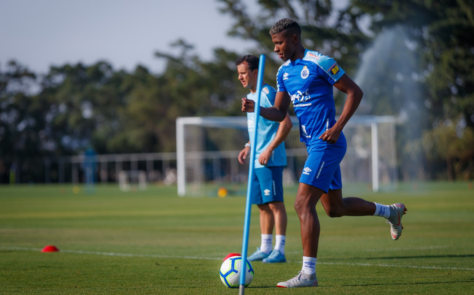 Cruzeiro confirma interesse do Palmeiras em Orejuela; situação será analisada