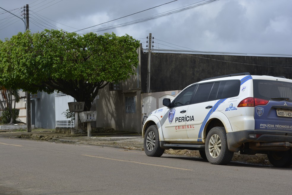 Acidente foi em uma calçada de Ariquemes (Foto: Diêgo Holanda/G1)