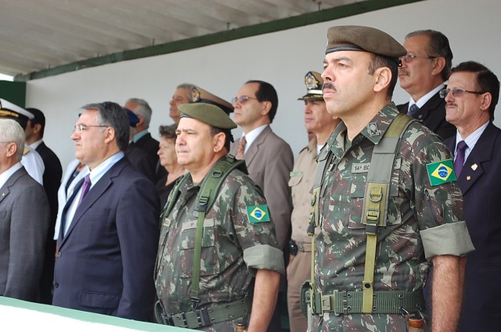 General Richard Fernandez Nunes (à direita). (Foto: Divulgação/Exército)