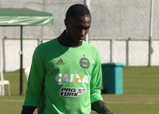Grêmio define tempo de contrato e espera Negueba para esta quarta