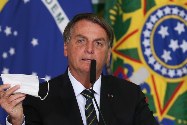 Jair Bolsonaro durante seu discurso nesta noite de quinta-feira (10) (Foto: Fabio Rodrigues Pozzebom/Agência Brasil)