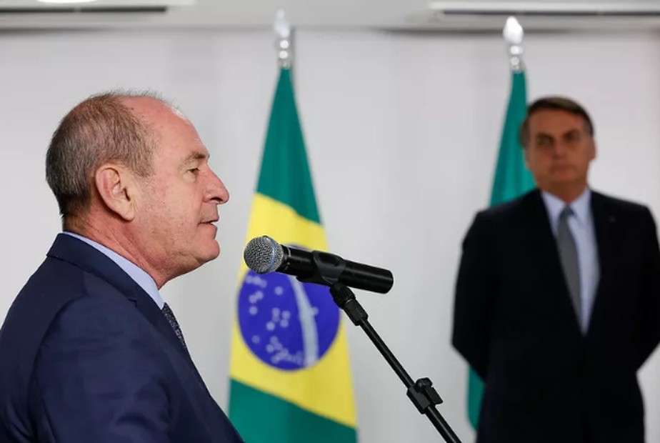 Fernando Azevedo e Silva e Jair Bolsonaro