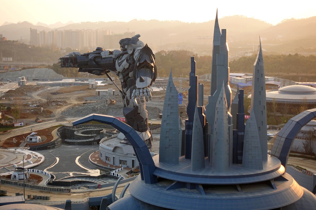 Visão de parque de realidade virtual, construído na pronvíncia de Guizhou, na China. (Foto: Joseph Campbell/Reuters)
