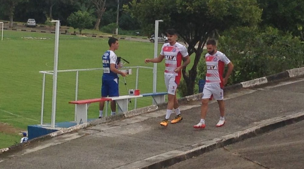  Bahia confirma contratação do zagueiro Thiago Martins