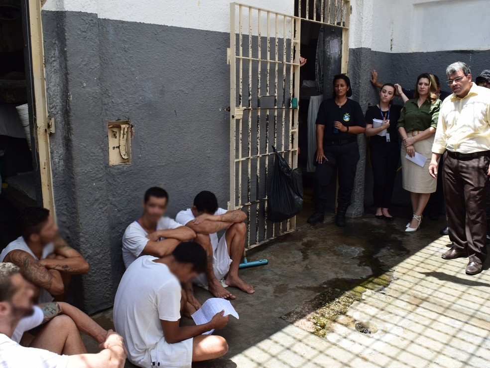 Juiz visita unidades prisionais em Cuiabá e Várzea Grande — Foto: TJMT/ Assessoria