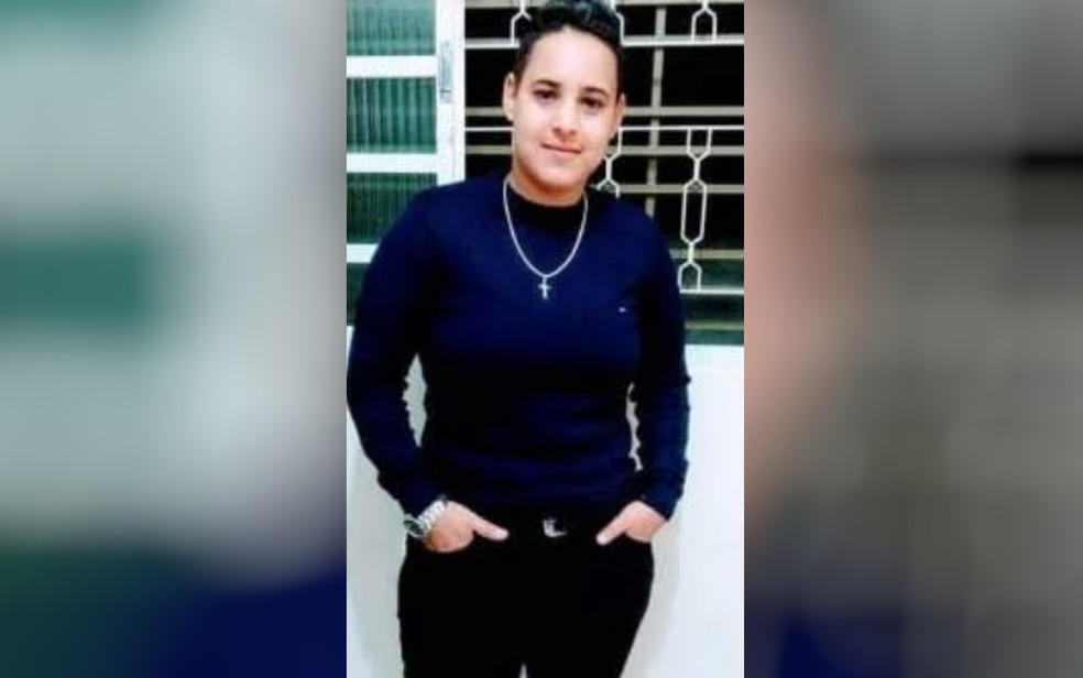 Bárbara Angélica Barbosa morreu atropelada por motorista após briga em distribuidora — Foto: Daniele Barbosa/Arquivo Pessoal