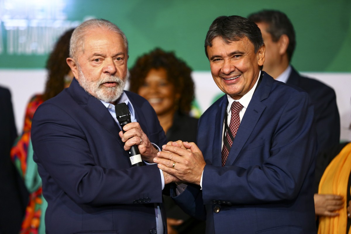 Há indícios de grandes irregularidades' em cadastro do Bolsa Família, diz novo ministro | Economia | O Globo
