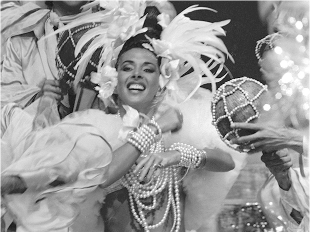 Betty Faria em no Musical Brasil Pandeiro em 1978 (Foto: Alcyr Cavalcanti/TV Globo)