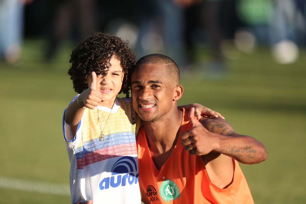 Eduardo desabafou no fim do jogo — Foto: Sirli Freitas/Chapecoense