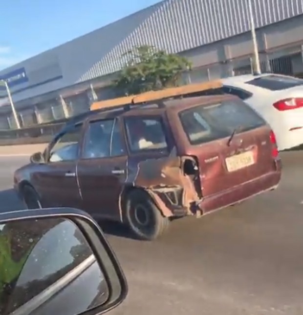 Carlinhos Maia dá carro de presente a um anônimo