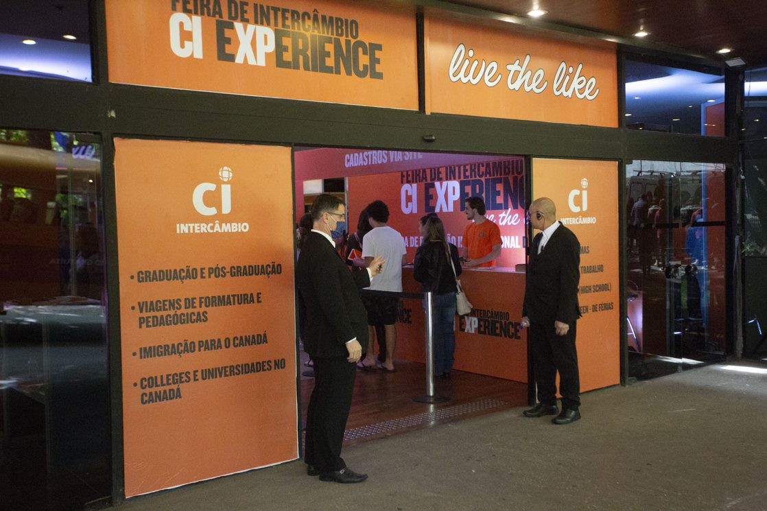 Feira de intercâmbio com 25 expositores de 15 países tem entrada gratuita no sábado em Campinas