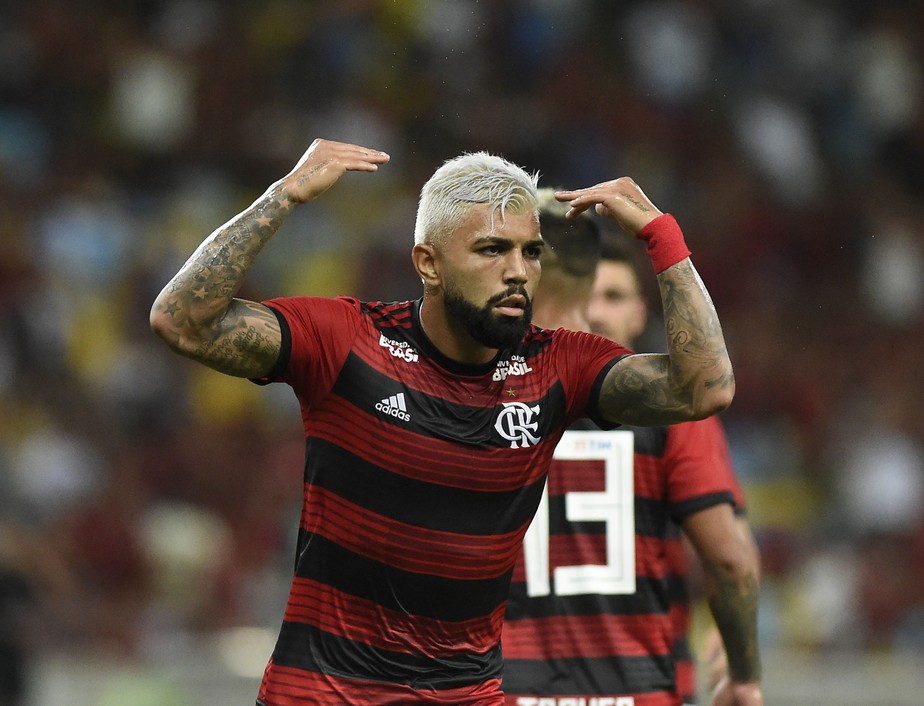 Uribe e Dourado marcam de novo, Abel aprova Gabigol pelos lados e levanta questão no ataque do Flamengo

